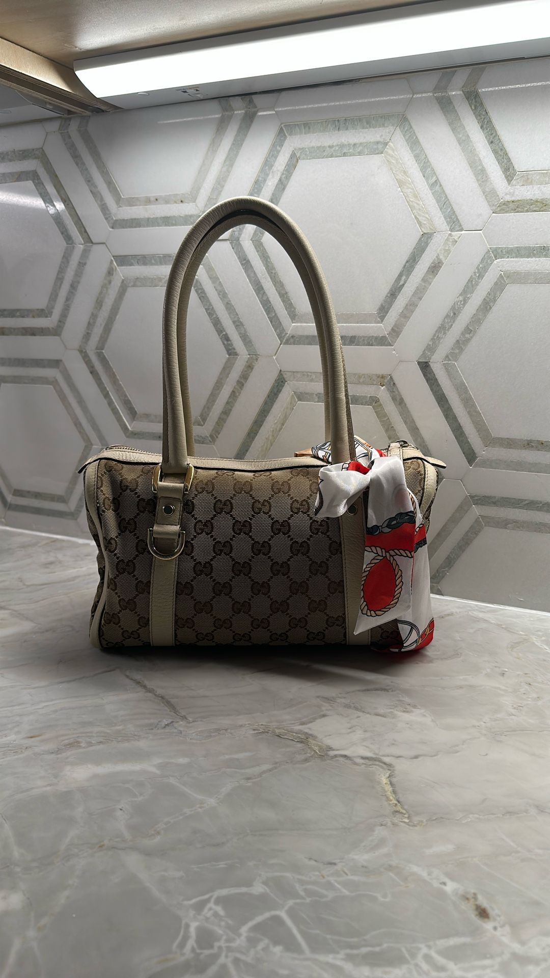 100% Authentic Gucci Purse