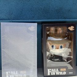 Fall In Wild Vinyl Doll Labubu Popmart 