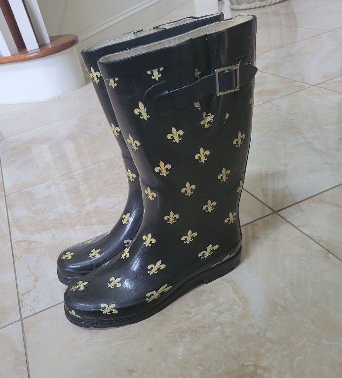 Women's Rain Boots Size 9.5