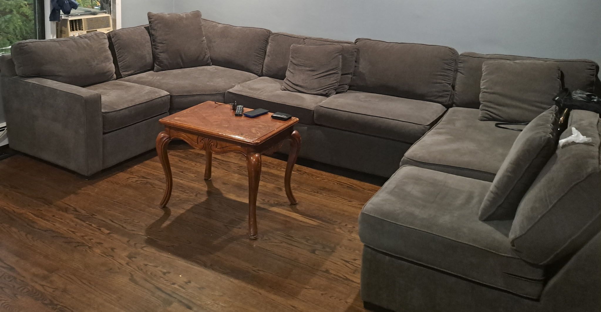 Sectional couch