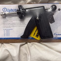 Nordson EFD DG5 Dispensing Gun, 5cc, DispensGun Series
