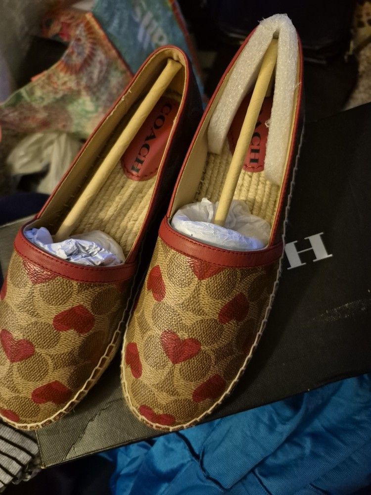COACH SIZE 6.5 ORIGINAL PRICE $145.