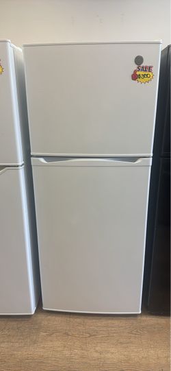GE 24’ Top Freezer Refrigerator with Warranty