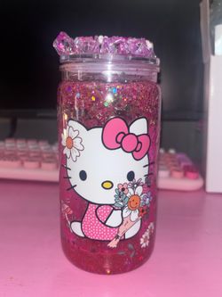 hello kitty snow globe tumbler🎀💞