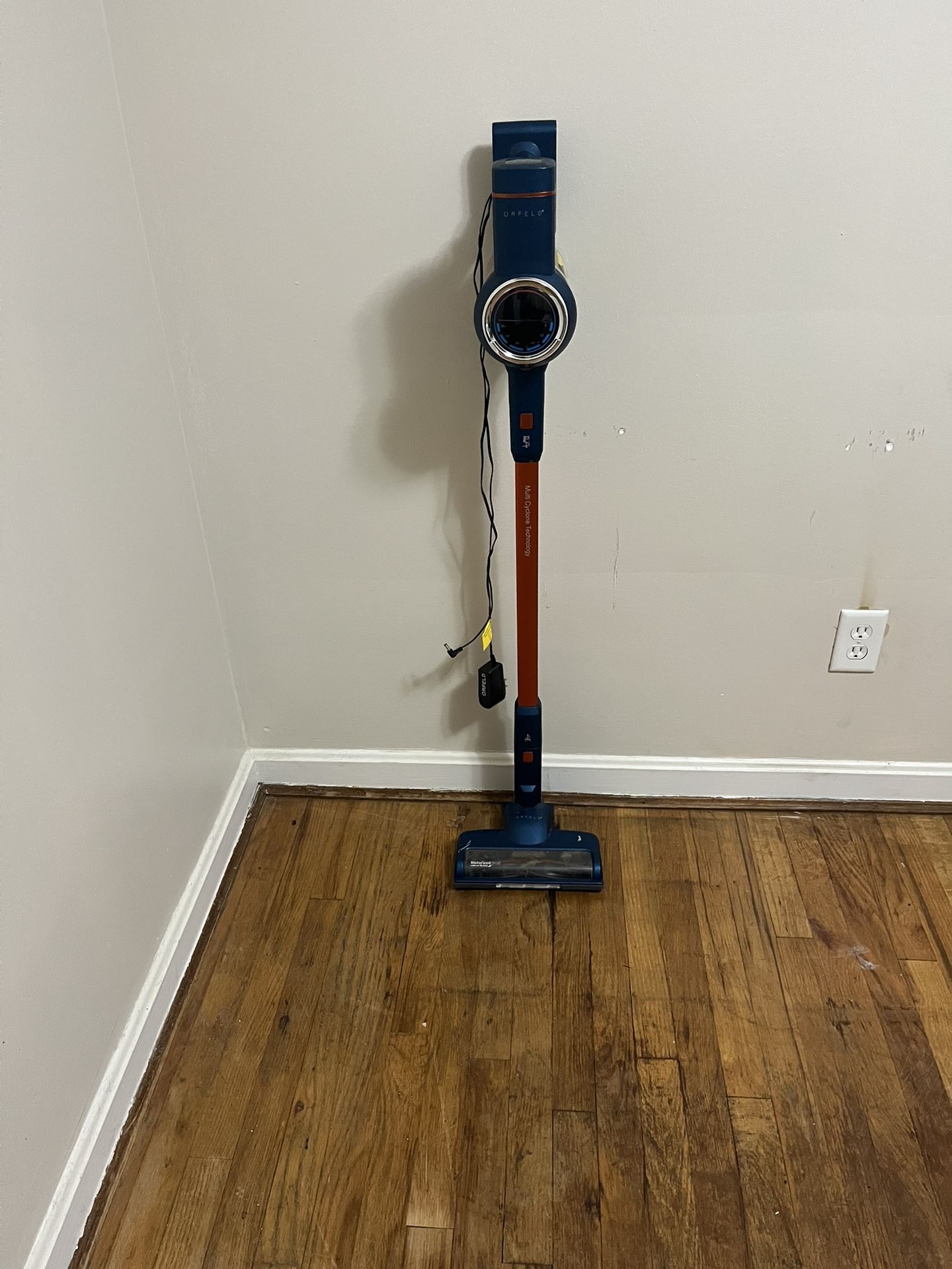 Orfeld Cordless Vacuum 