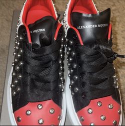 Alexander Mcqueen