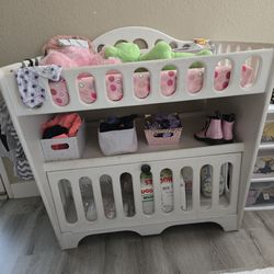 Heavy  Wood changing station