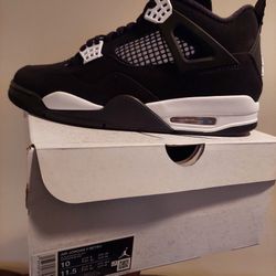 Air Jordan 4 retro "White Thunder" SIZE 10
