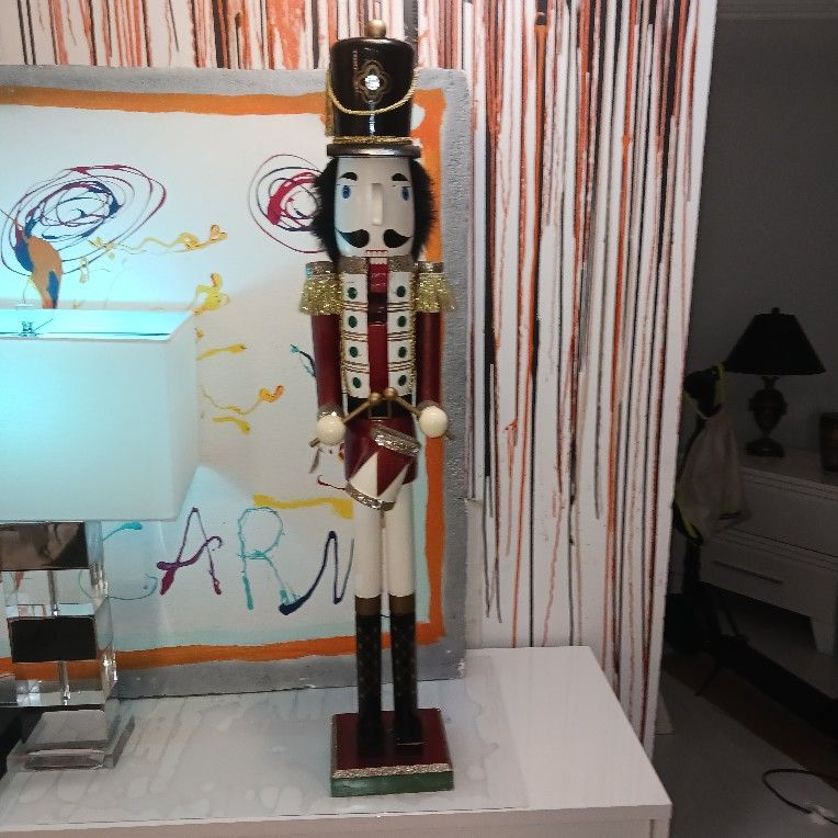 VINTAGE NUTCRACKER WOODEN 42"inch