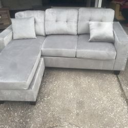 BRAND NEW SECTIONAL SOFA 