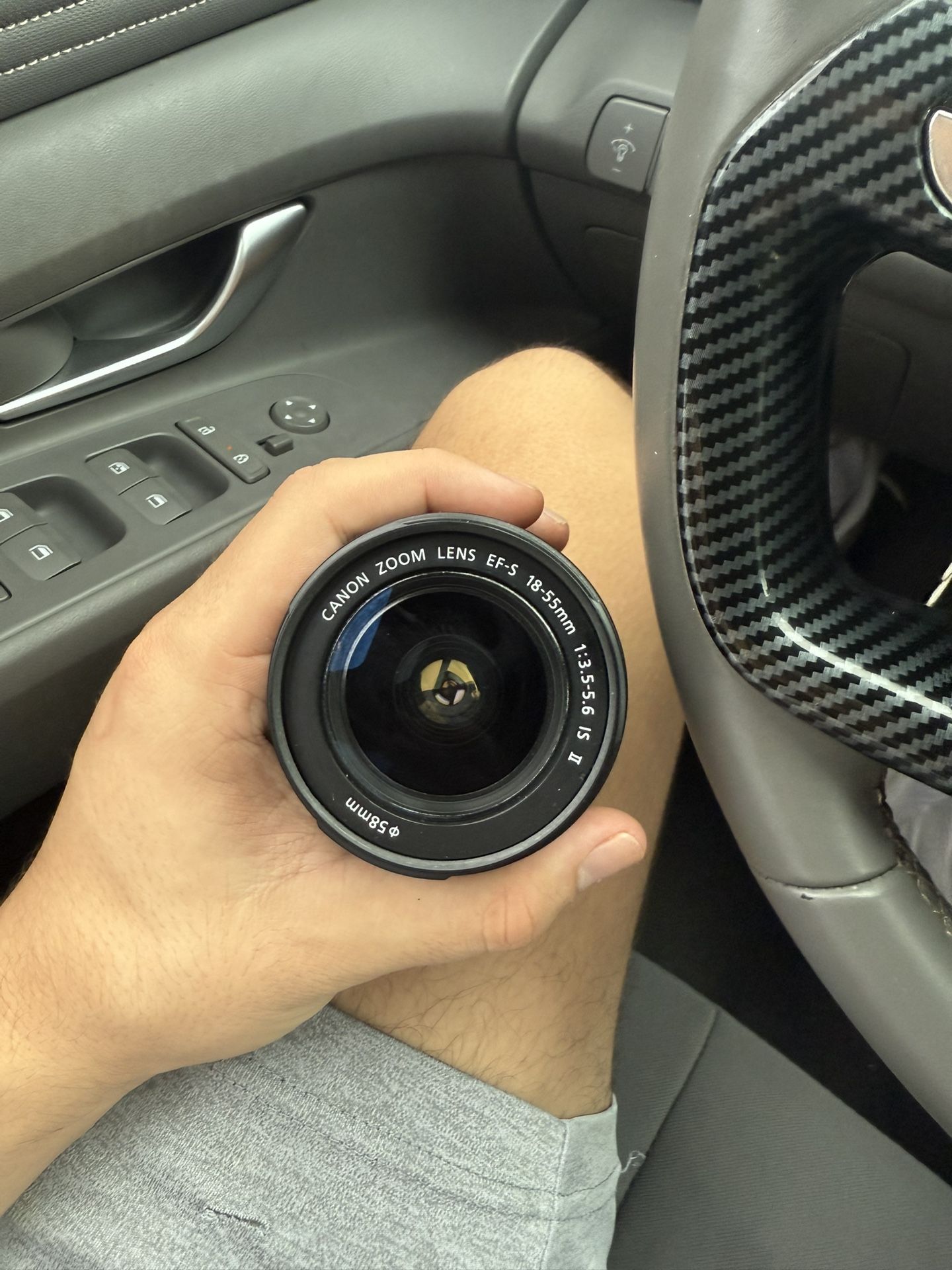 18 mm - 55 mm lens