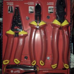 Brand new 1000V Insulated 5pc hand tool set 