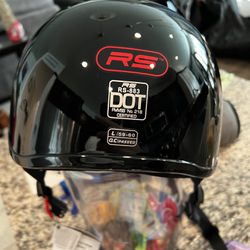 Motorcycle helmet size Large Dot Approved 