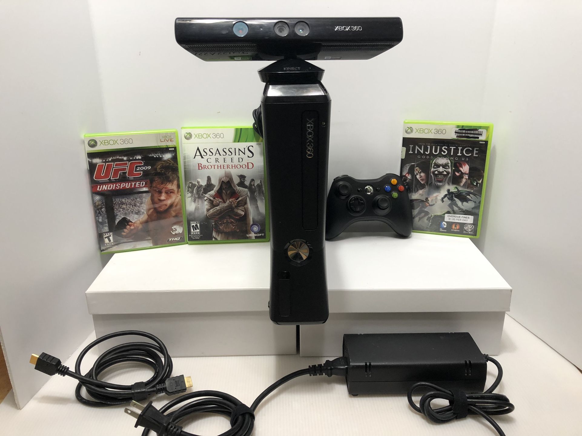 Xbox 360 S With Kinect And Games