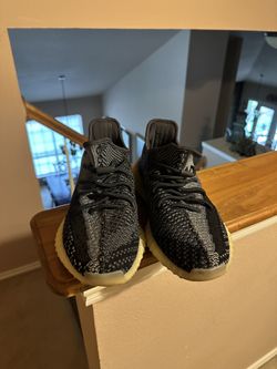 Yeezy Carbon 