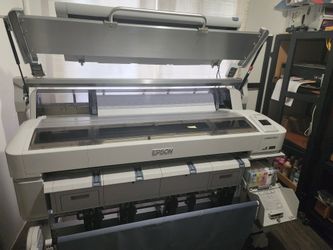 Large Format Printer, 44″ Print Width, Dual Roll
