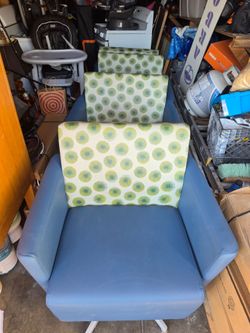 4 swivel armchairs. $90 each.