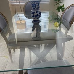 DINING SET WITH 4 CHAIRS