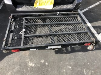 Cargo/power chair car carrier