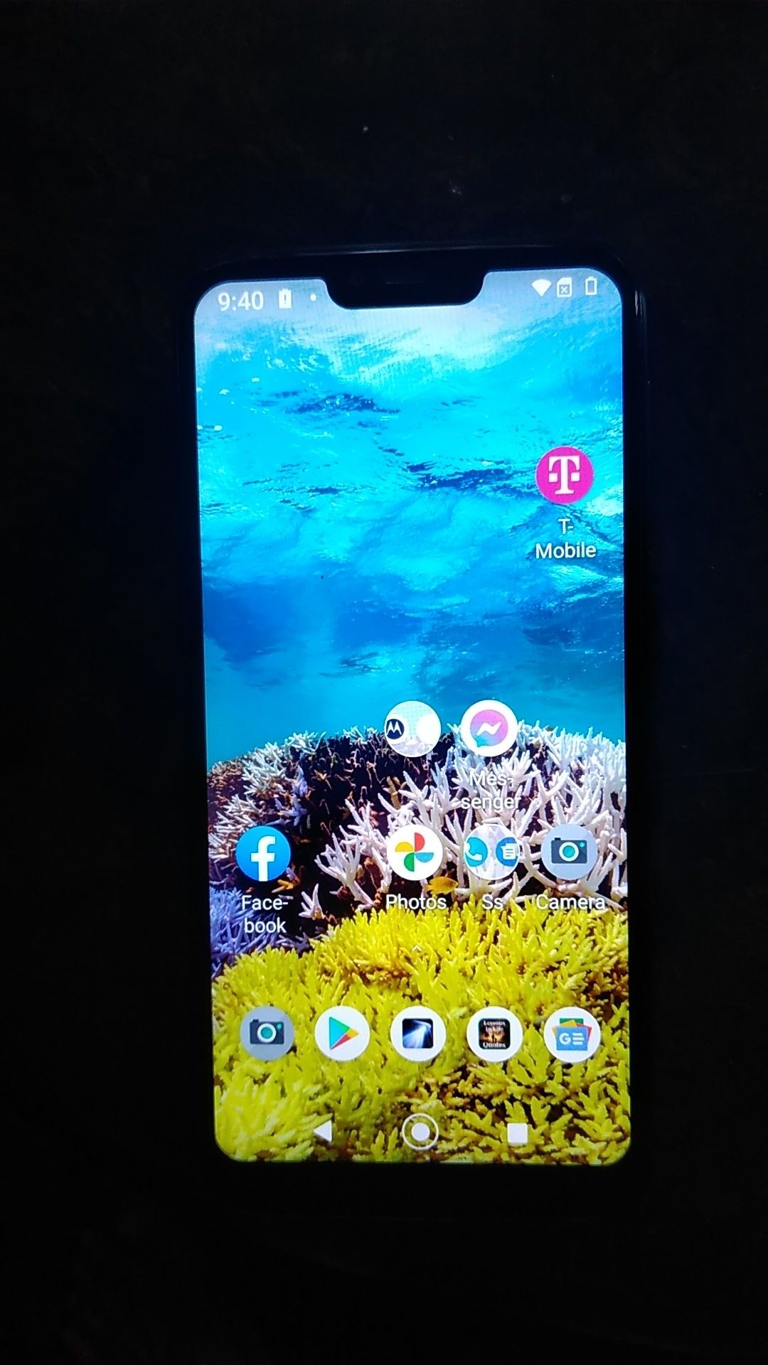 Beautiful Android phone unlocked.
