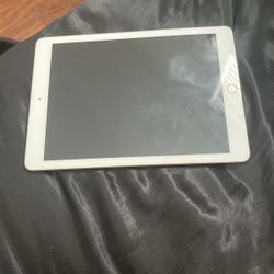 iPad (6TH Generation)