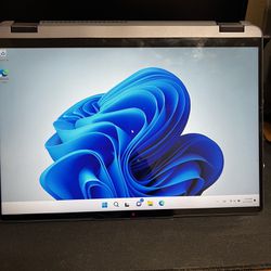 Lenovo Flex 5 14” Full HD 2-in-1 Touch Screen Laptop 