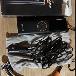 Tire Inflator/ Portable Air Compressor