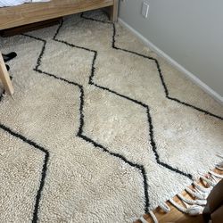 Pottery barn rug And Pad