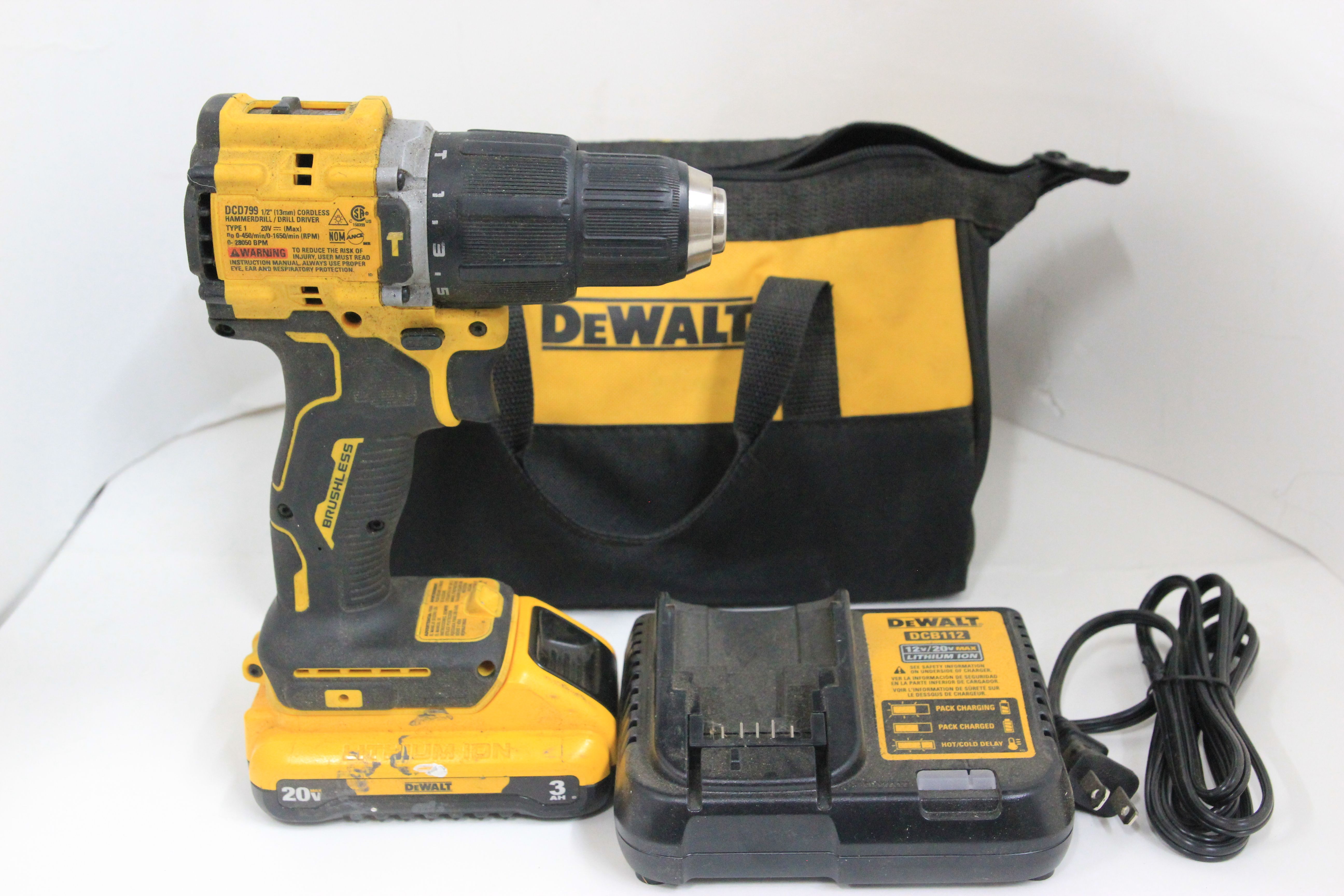 Dewalt DCD799 1/2''Cordless Hammerdrill/Drill, Driver