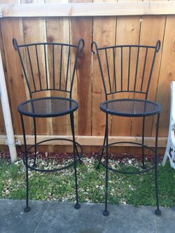 Set 2 sillas altas de metal