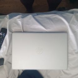 HP Touchscreen Laptop 256GB Silver 