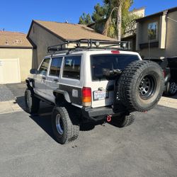 1999 Jeep Cherokee