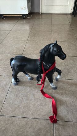 Big horse toy/statue