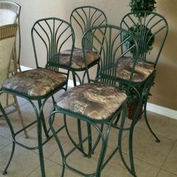 Bar Stools Set Of 4.