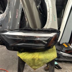 2020 2024 Audi A5 LH Headlights 