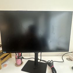 Samsung 27” Monitor (S27F350) – Excellent Condition