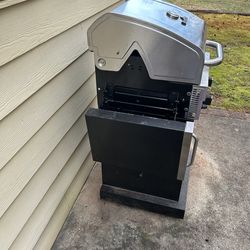 Gas Grill / Never used