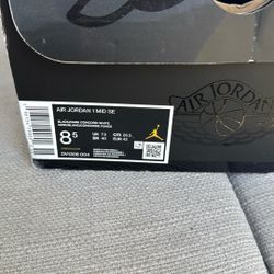 Air Jordan 1