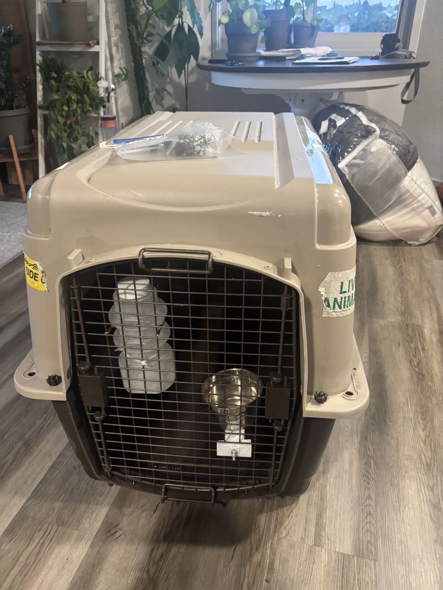 Medium Dog Travel Crate