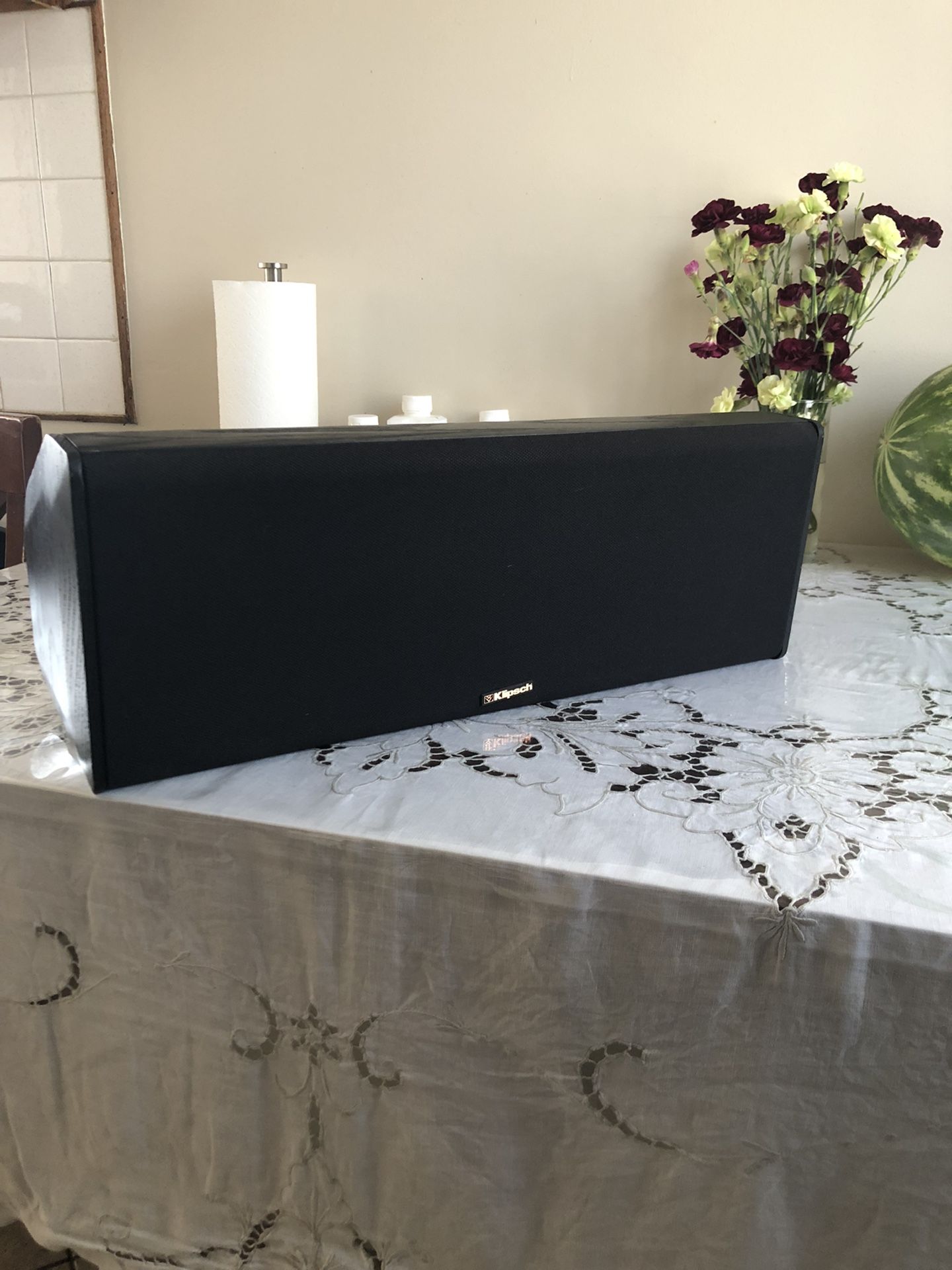 KLIPSCH CENTER SPEAKER
