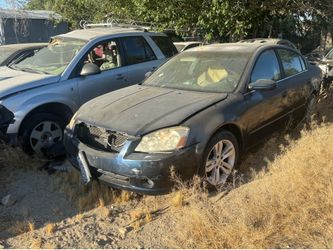 2005 Nissan altima 3.5 se v6 parts