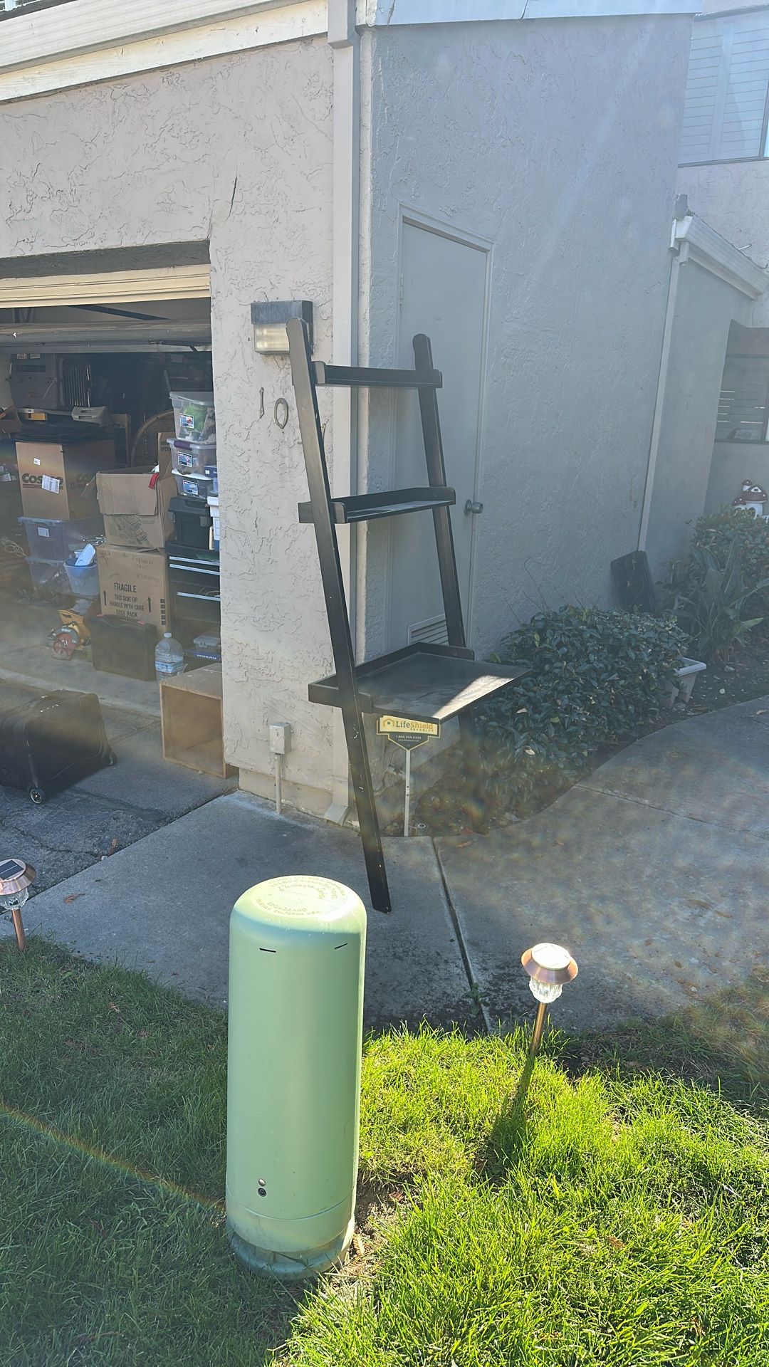 Leaning Mini Desk With Shelves
