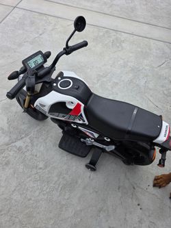 Kids 12v Honda motor cycle