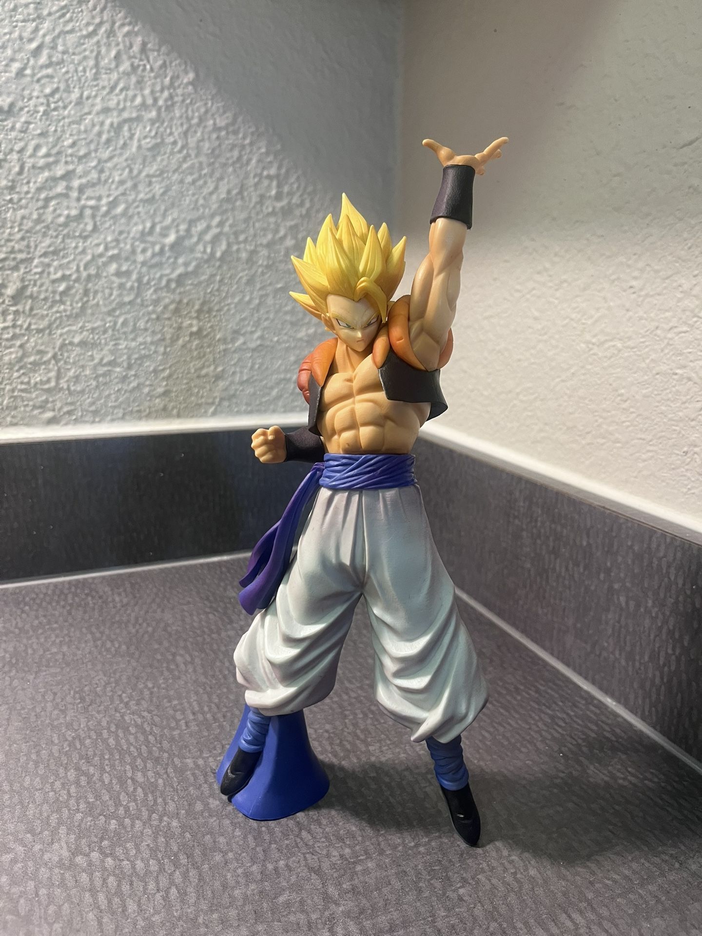 Dragon Ball Z Super Saiyan Gogeta Statue 