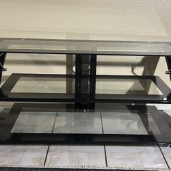 Valaro 67" TV Glass Stand