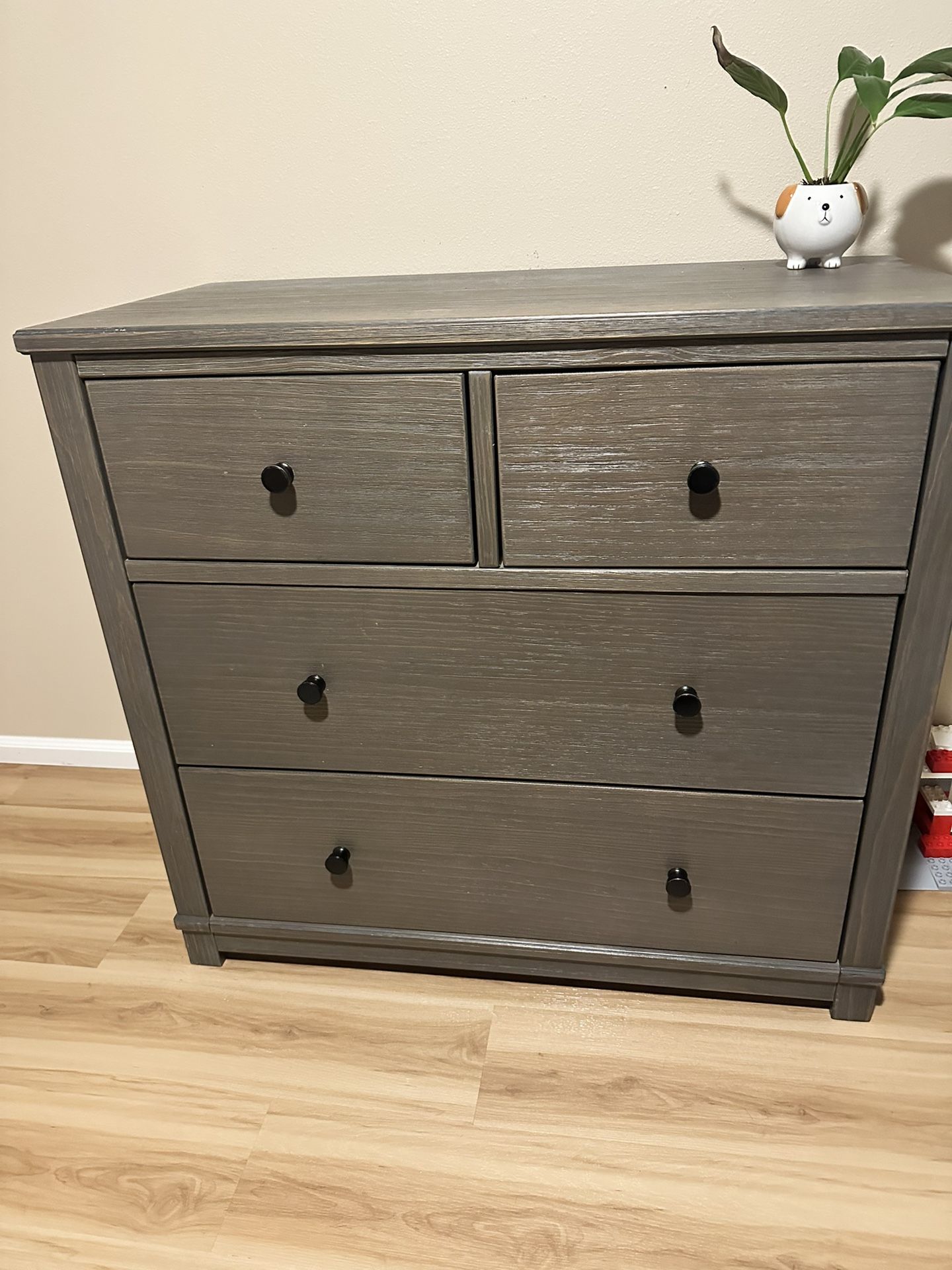 Grey Dresser