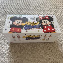 POPMART Mickey Family Cute Together Keychain full set 