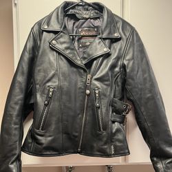 Ladies Leather Jacket Size L Never Worn