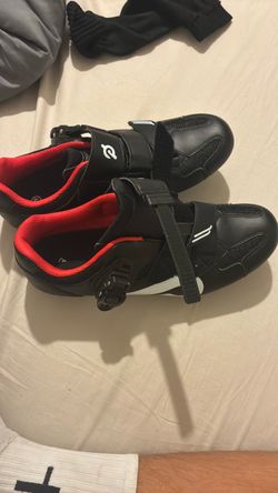Cycling clip on shoes