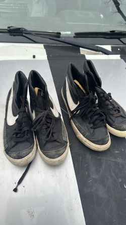 Black Nikes
